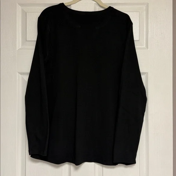 Isaac Mizrahi Black V-neck Henley with Pink Detail - Picture 3 of 3